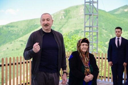 Müharibələr yan-yörəmizi əhatə edib, hərə deyir, qalibəm – Prezident