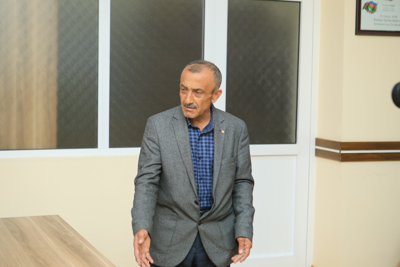 Niyazi Bayramov növbəti dəfə vətəndaşlarla görüşdü - FOTOLAR 7 7 3