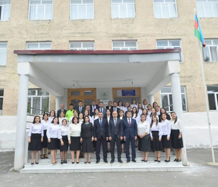 Emin Əmrullayev Qaxda tədris prosesi ilə tanış olub - FOTO