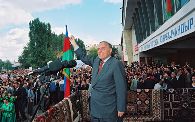 Heyder Eliyev 13