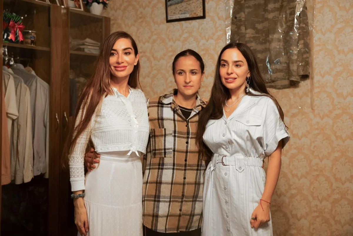 Leyla Əliyeva və Arzu Əliyeva Lənkəranda şəhid ailəsini ziyarət etdilər 8 IMG 9628