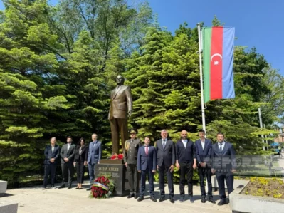 Serbiyada Ümummilli Lider Heydər Əliyevin xatirəsi anılıb