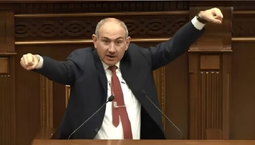 Paşinyan “Moskvaya getməyəcəm” dedi, məzuniyyətə çıxdığını açıqladı
