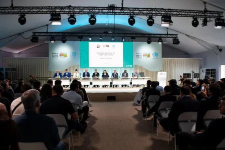 WUF13: Xarici diplomatlar üçün brifinq keçirildi