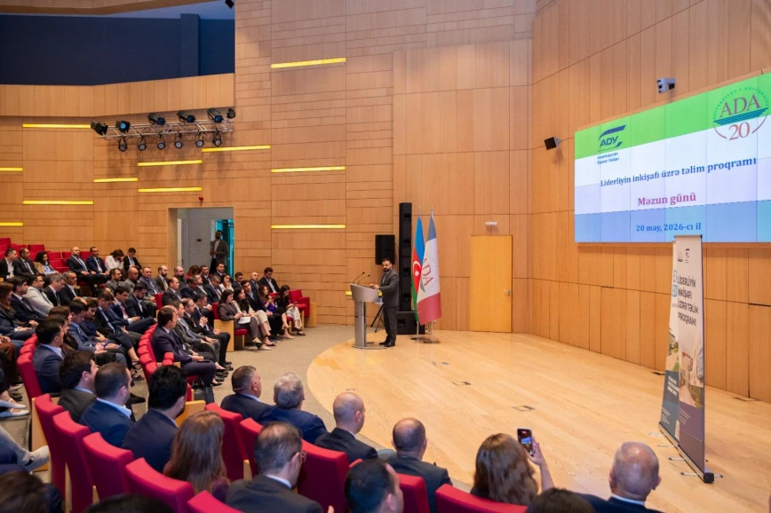 ADY və ADA Universitetinin “Liderlərin İnkişafı Proqramı” uğurla yekunlaşdı - FOTOLAR 3 df 13