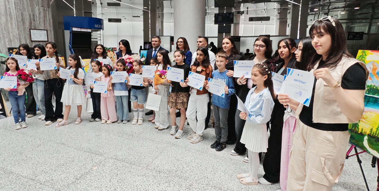Sumqayıtda ASAN xidmət və “Panda School”un təşkilatçılığı ilə rəsm sərgisi keçirildi - FOTOLAR 5 df 5