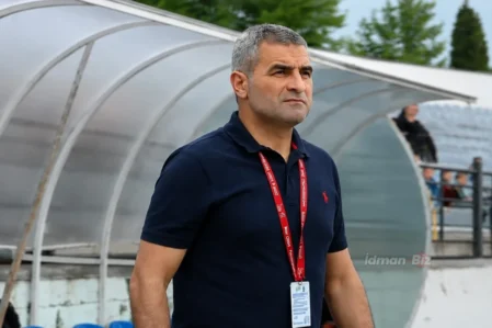 “Karvan-Yevlax” baş məşqçisi ilə yollarını ayırdı