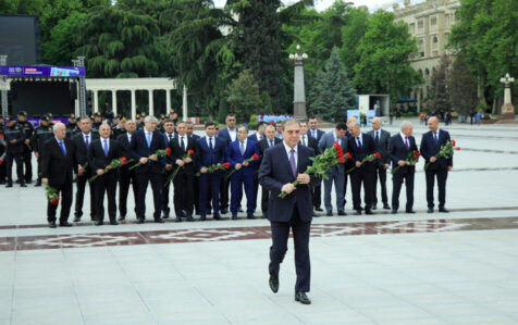 Gəncədə Heydər Əliyevlə bağlı tədbir keçirildi – FOTOLAR