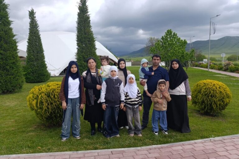 10 övladlı ailə Xocalıya qayıtdı - FOTO