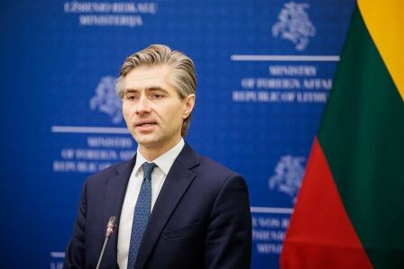 Litvalı nazir və ailə üzvlərinə aid məlumatlar oğurlandı