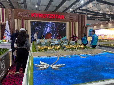 WUF13-ün ən böyük pavilyonundan maraqlı FOTOREPORTAJ