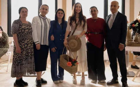 Leyla Əliyeva həsirçi qadınlarla görüşdü – FOTOLAR