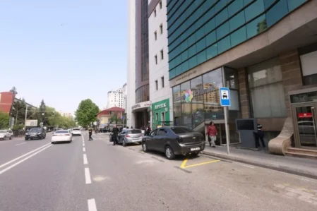 Bu küçədə sərnişin mindirib-düşürənlər cərimələnməyəcək – FOTO