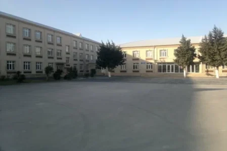 Bakıda direktor cəzalandırıldı – FOTOLAR