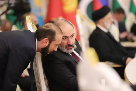 mirzoyan pashinyan 1024x682 1