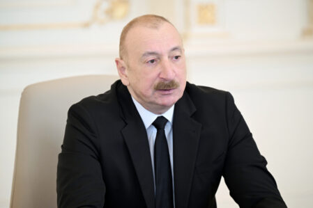 Prezident iki paytaxt şəhərə diqqət çəkdi