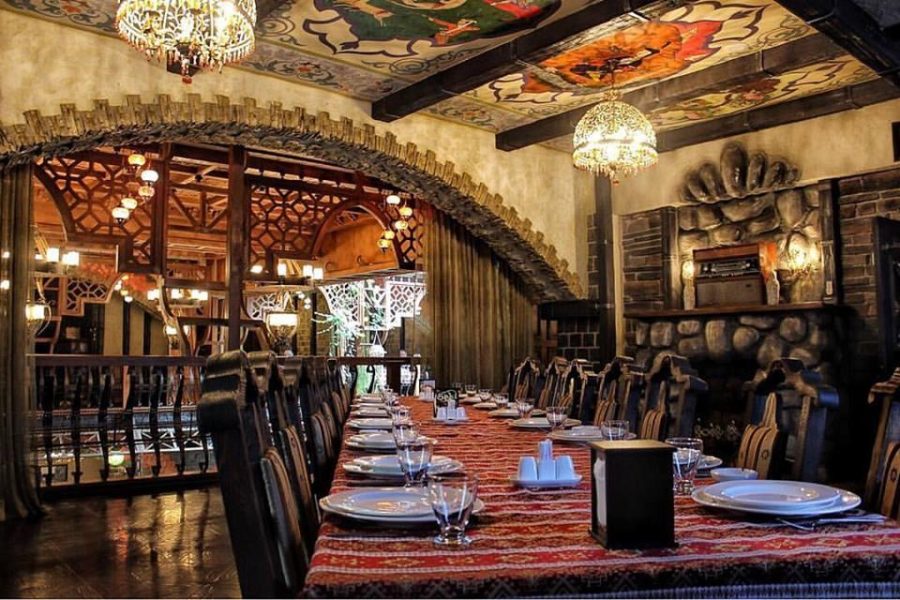 Bakıda ŞOK: restoranda çekə görün nəyin qiymətini yazdılar – FOTO