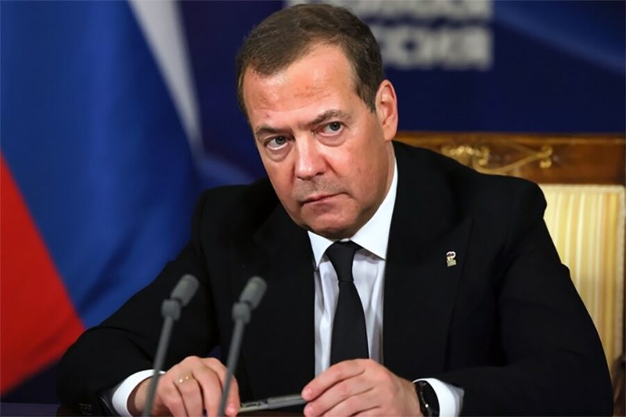 static images.vnncdn.net vps images publish 000001 000003 2024 5 26 dmitry medvedev 1637 1 900x600 2