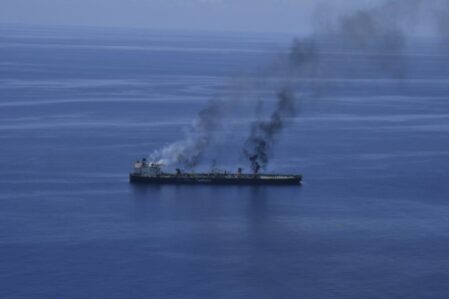 ABŞ İran tankerinə hücum edərək atəşkəsi pozub – SEPAH