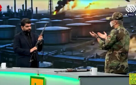 Canlı yayımda qorxulu anlar: aparıcı atəş açdı – Video