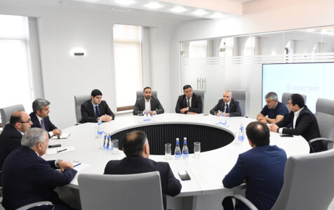 “Azərişıq” və “Ticarət Şəbəkələrinin İnkişafı” nümayəndələri arasında görüş – FOTOLAR