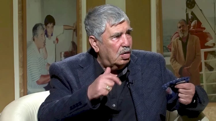 Tanınmış şair 94 yaşında vəfat etdi