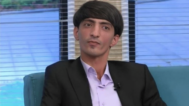 Balaəli yeni aldığı "Lamborgini" ilə görüntüləndi – VİDEO