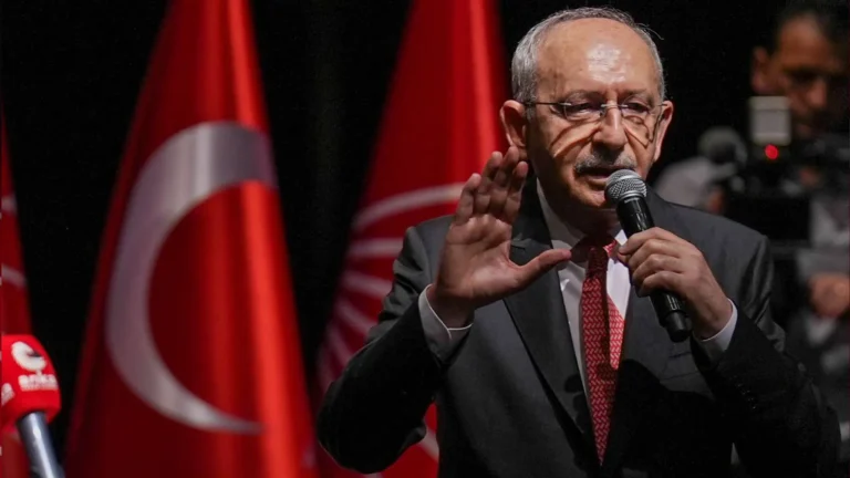 CHP-də liderlik böhranı: Seçkilərdə namizəd kim olacaq?