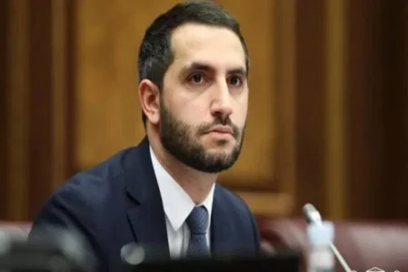 Ruben Rubinyan Ermənistan parlamentinin sədri vəzifəsinə namizəd seçildi