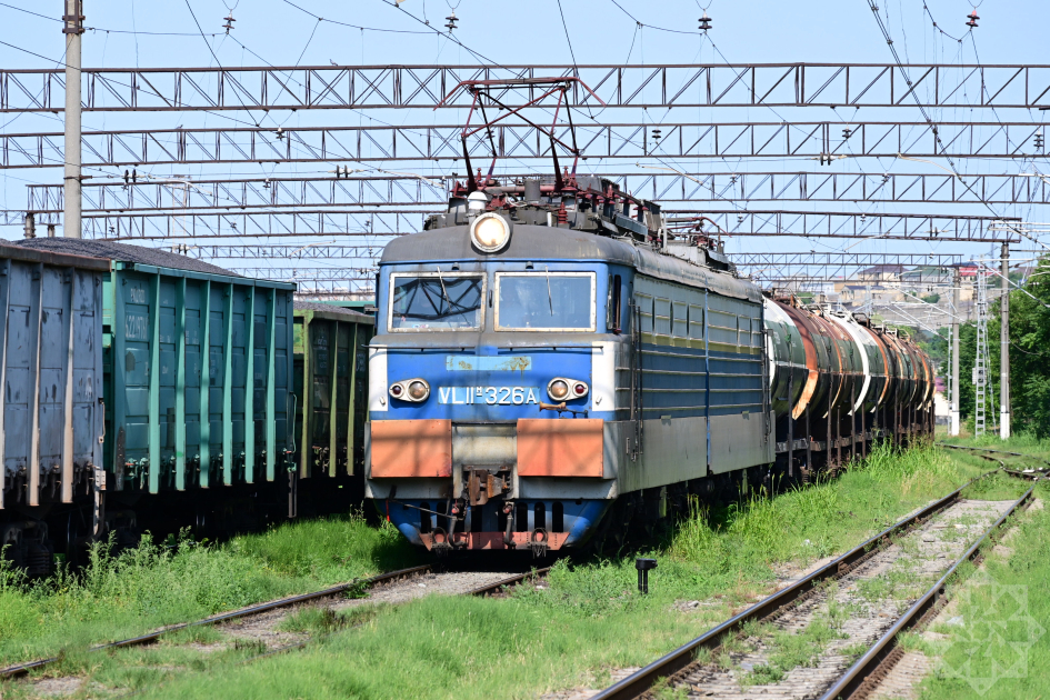 6a33ffe154bd66a33ffe154bd71781792737436f102cc2006a41f08fca32b981fa31 15
