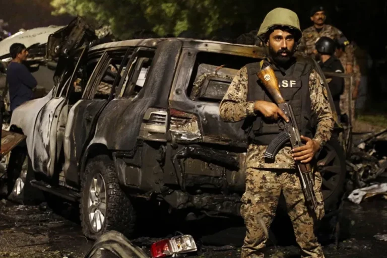 Pakistanda terror hücumu: ölənlər var