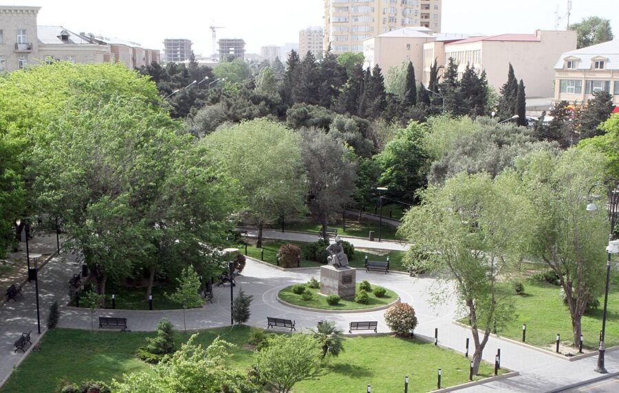 Bakıda sakinlərin 34 ildir “qoruduqları” qatil – Onu niyə təslim etmirik?