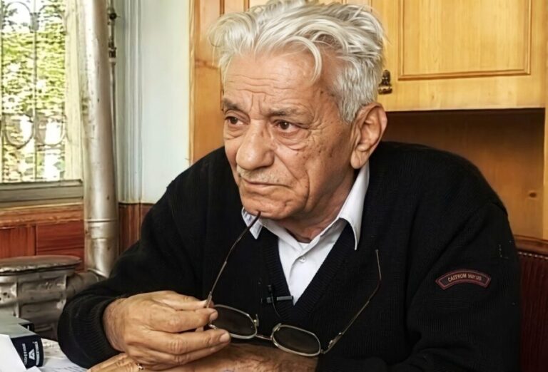 Vahabzadə haqda sirr açıldı: anasının protezində nə gizlətmişdi? - FOTO