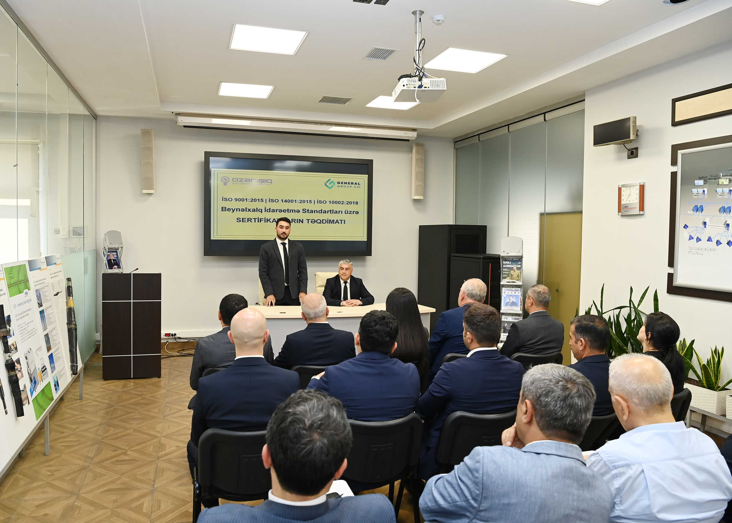 “Azərişığ”a ISO sertifikatları təqdim olundu - FOTOLAR 3 CAL 3315.JPG