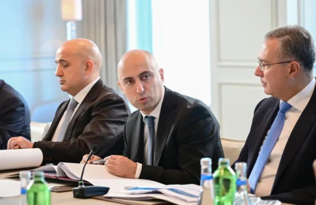Təhsilin rəqəmsallaşdırılması nəzərdə tutulur — Emin Əmrullayev