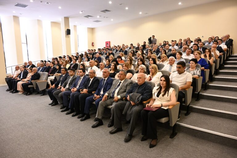 AHİK-in təşkilatçılığı ilə İnsan Hüquqları Gününə həsr olunmuş tədbir keçirildi - FOTOLAR