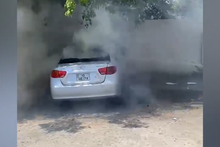 Bakıda “Hyundai” yandı - VİDEO