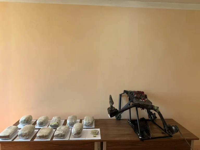 İrandan narkotik keçirən PUA zərərsizləşdirildi - FOTOLAR