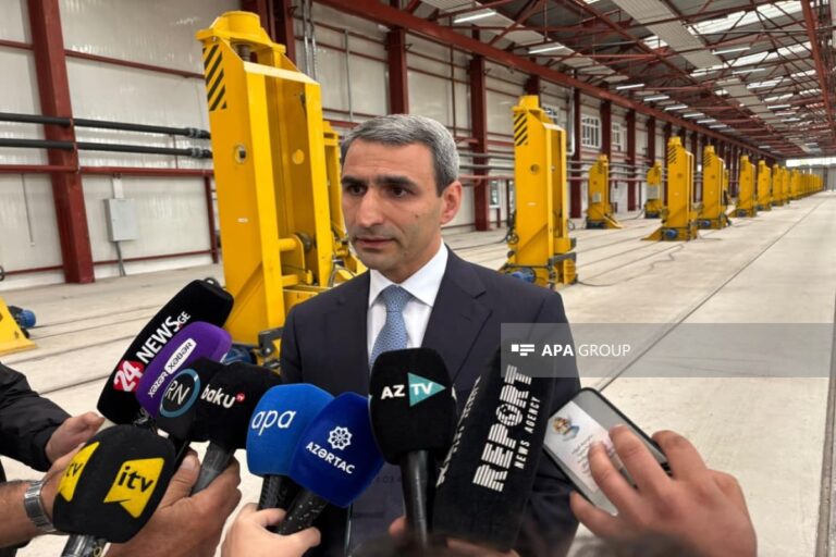 Bakı-Tbilisi-Qars dəmir yolu xətti ilə sərnişin daşınacaqmı? - Rəsmi