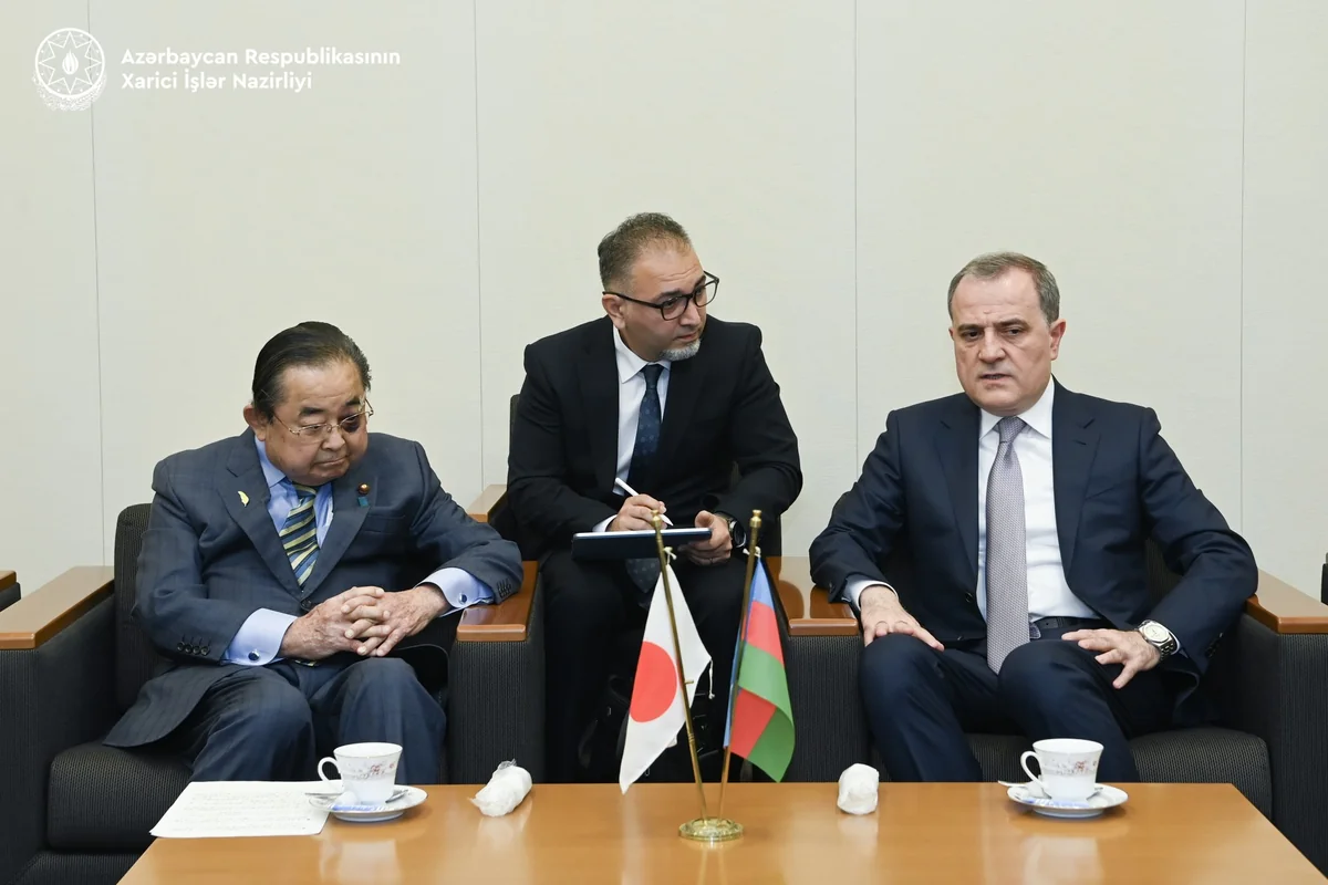 Ceyhun Bayramov yaponiyalı parlamentarilərlə müzakirə apardı - FOTOLAR 3 cyj3