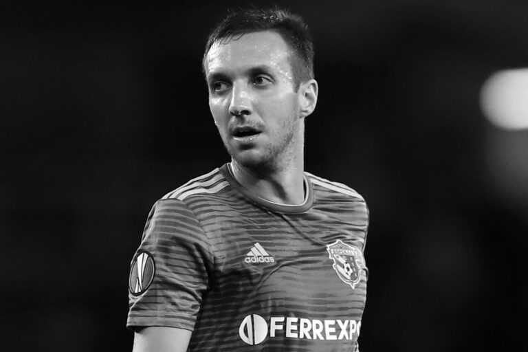 Ukraynalı futbolçu ad günündə dənizdə boğulub öldü