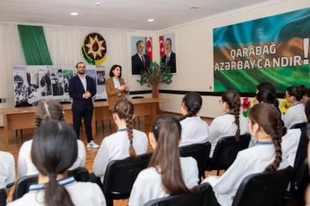 ADY məktəblilər üçün maarifləndirmə tədbiri keçirdi – FOTOLAR