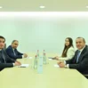 hik