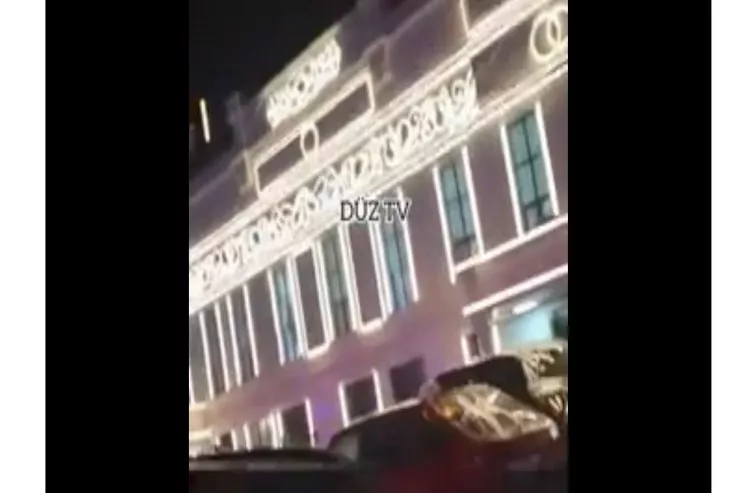 Şadlıq evinin qarşısında insident: polis 5 nəfəri saxladı - FOTOLAR 2 ins 12