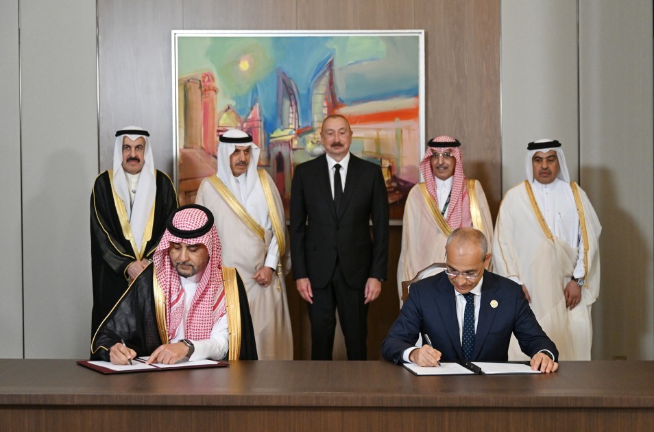 Kredit sazişi imzalandı, memorandum mübadilə olundu - FOTOLAR 3 ml 43