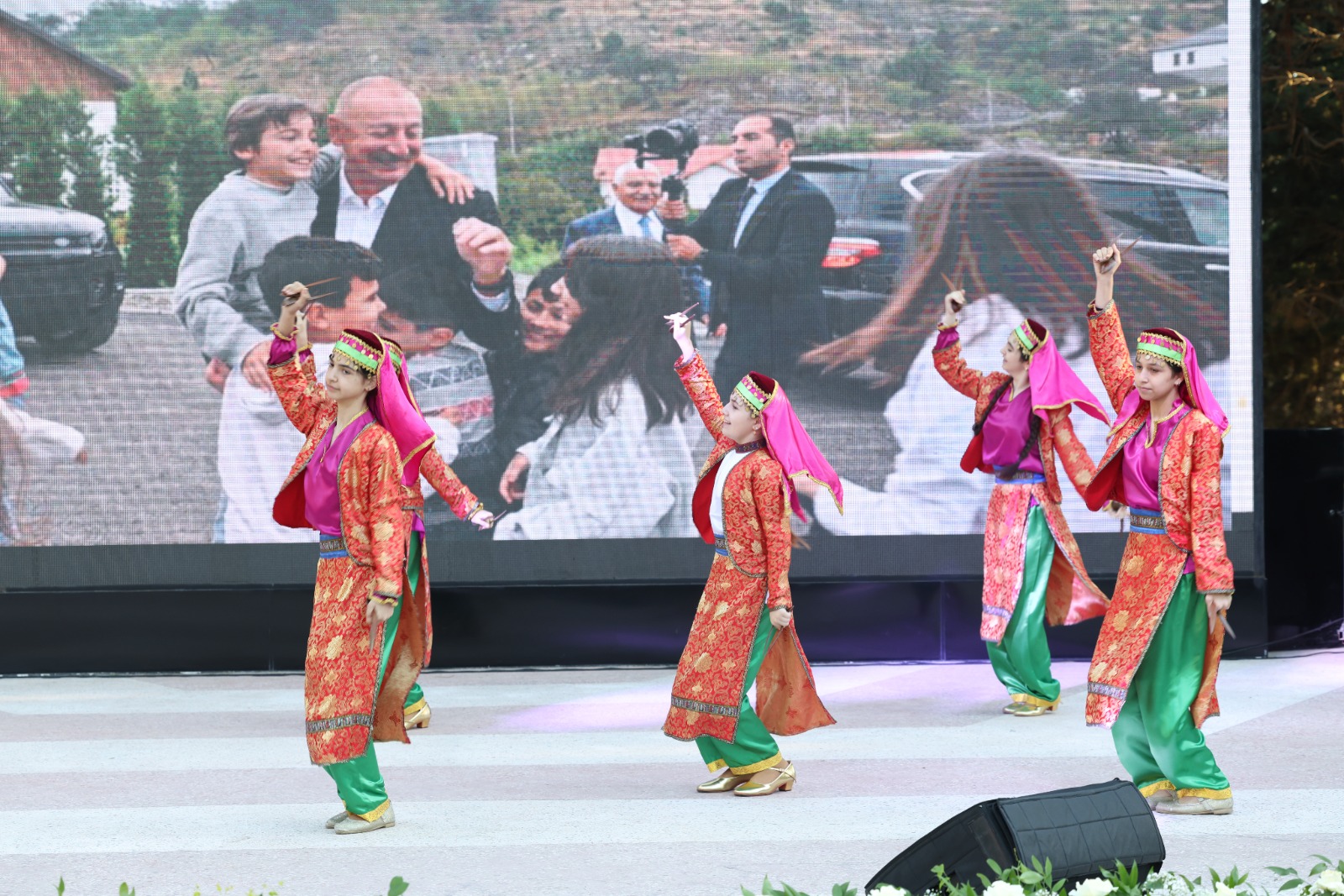 Xətaidə Uşaqların Beynəlxalq Müdafiəsi Günü ilə bağlı konsert proqramı - VİDEO 19 pd 18