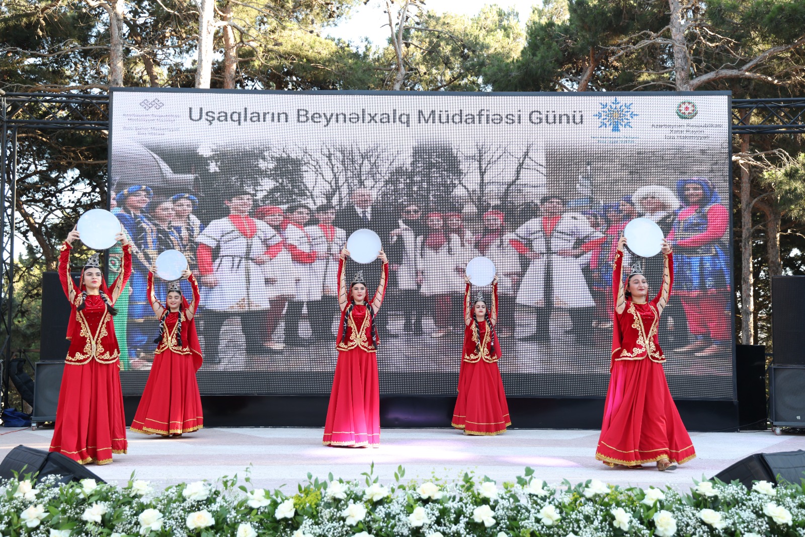 Xətaidə Uşaqların Beynəlxalq Müdafiəsi Günü ilə bağlı konsert proqramı - VİDEO 7 pd 6