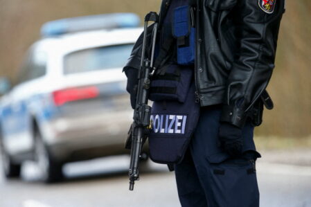 polis