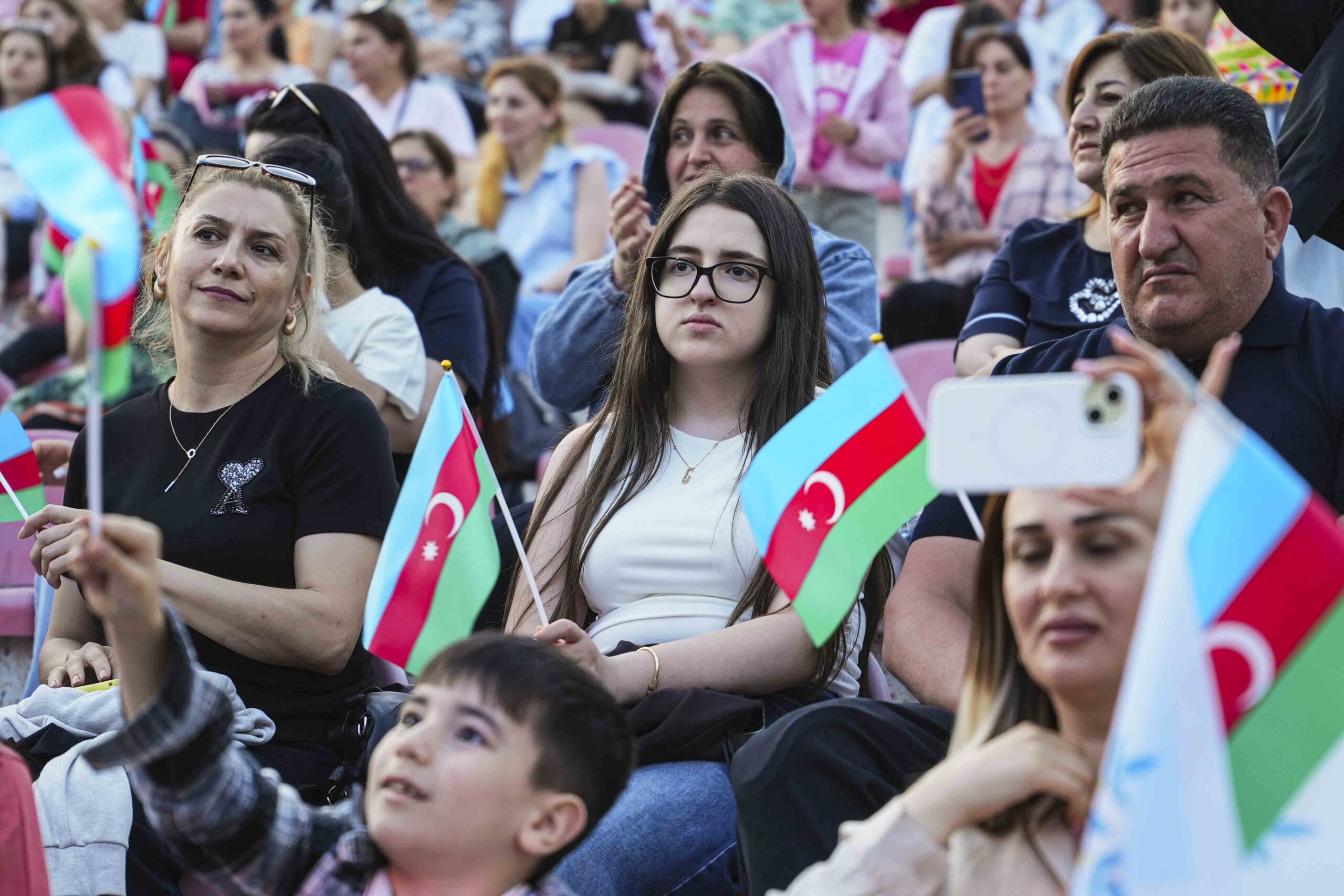 Xətaidə Qurtuluş Günü ilə bağlı möhtəşəm konsert proqramı keçirildi – VİDEO 9 xl 9 scaled