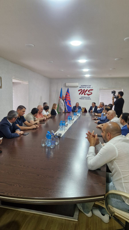 Məhəmmədəli Qəribli 50 illik yubileyi münasibəti ilə təltif edildi 4 3 6